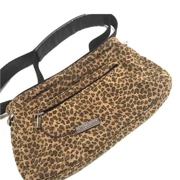 Bottega Venetia black & leopard print shoulder handbag - Picture 3 of 10